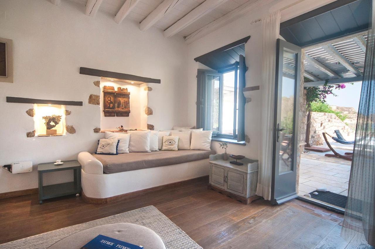 Patmos Exclusive Villas สกาลา ภายนอก รูปภาพ
